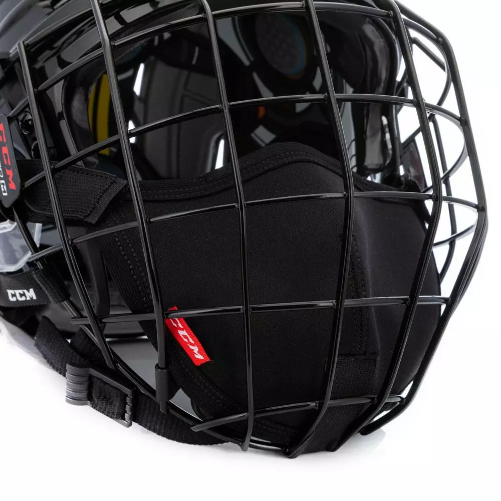CCM Game On Player Face Mask 12 CCM Game On Player Face Mask - Image 10